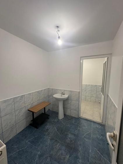 Spațiu comercial, de 80 mp, în Central