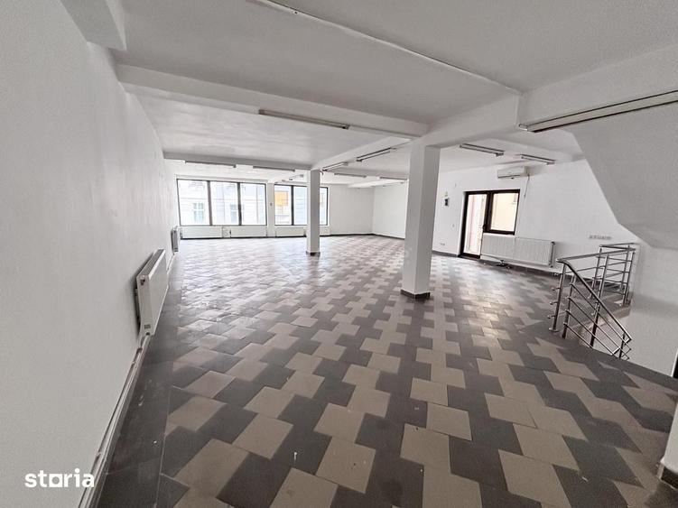 Spațiu comercial, de 250 mp, în Orașul Nou