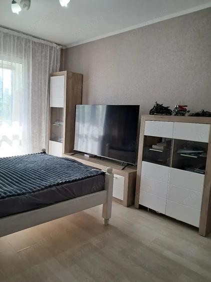 Garsonieră decomandată în Central