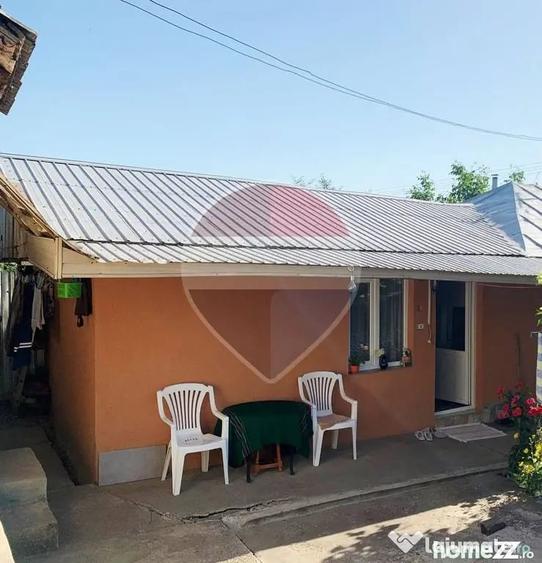 Casă cu 3 camere cu Teren 1043 Mp în Dochia