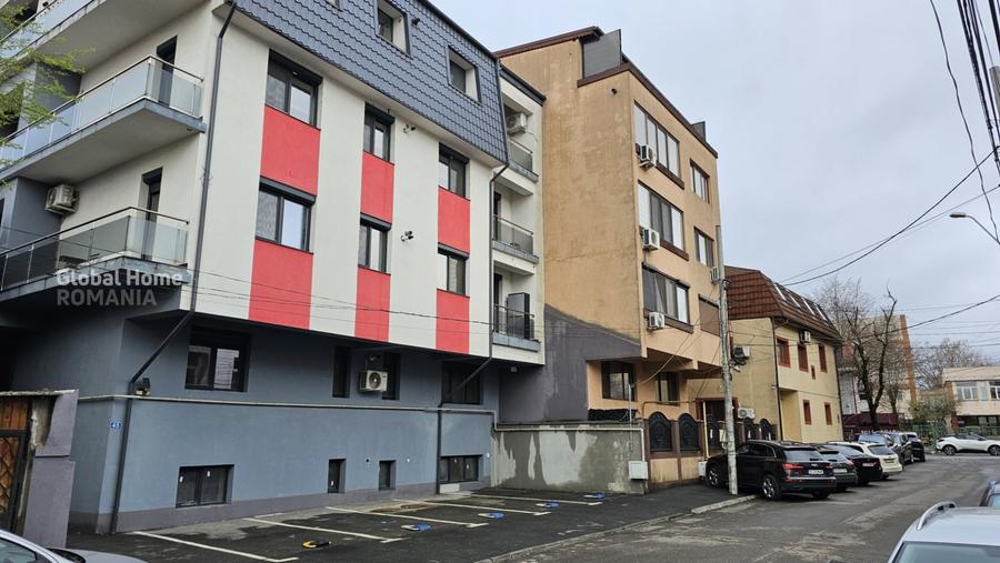 Apartament cu 3 camere decomandat în Crângași