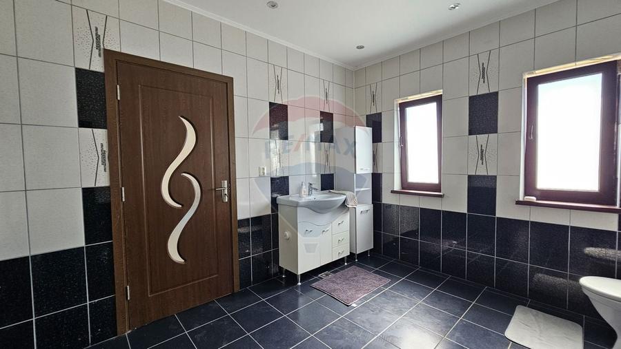 Casă / Vilă cu 6 camere de vânzare in Hânțești, Suceava - 43