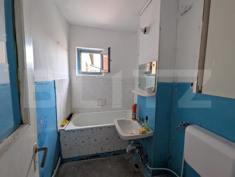 Apartament cu 2 camere semidecomandat în Cetate — fotografia 3