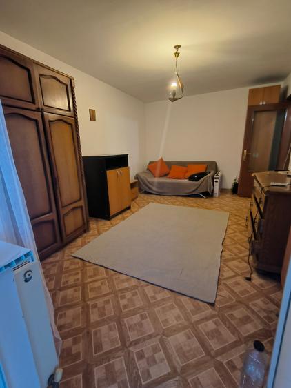 Garsonieră decomandată în Lujerului