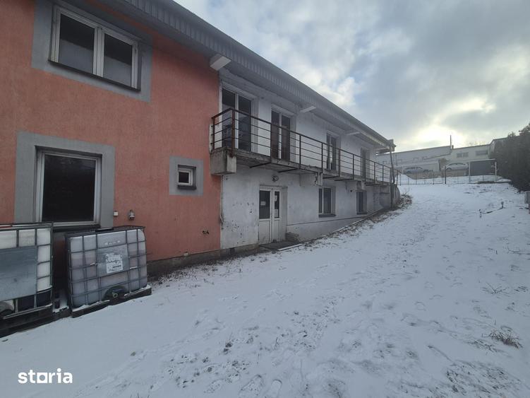 Spațiu comercial, de 600 mp, în Central