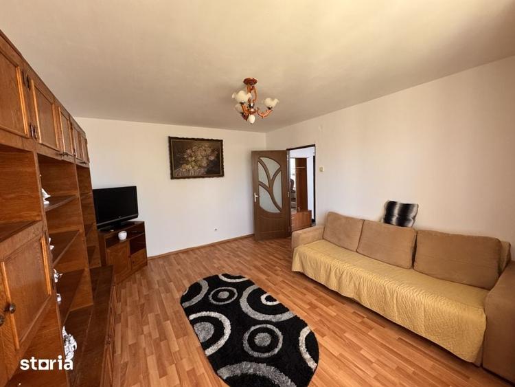 Apartament cu 2 camere decomandat în Aeroport