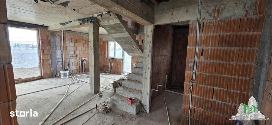 Casă cu 4 camere cu Teren 262 Mp în Clinceni