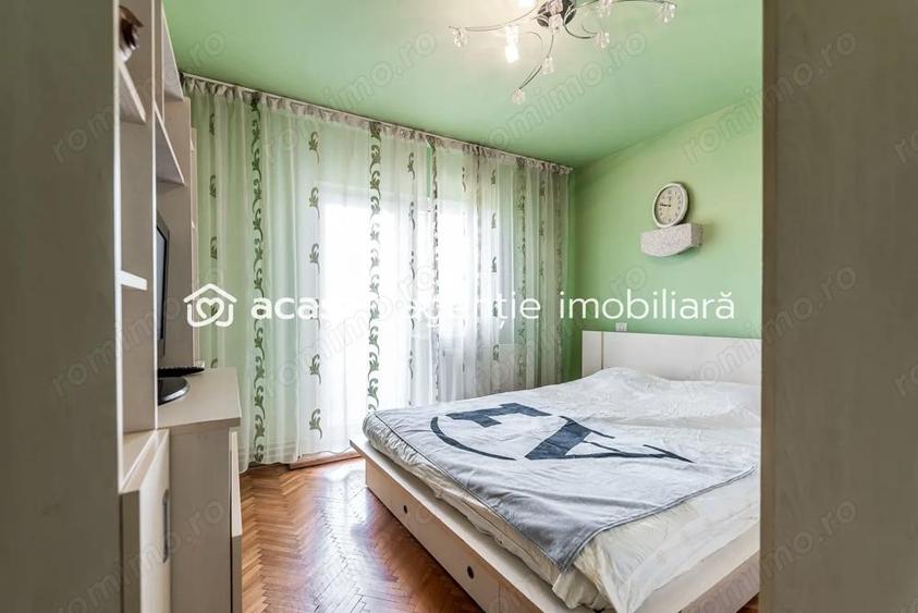 Apartament cu 3 camere decomandat, mobilat în Micălaca
