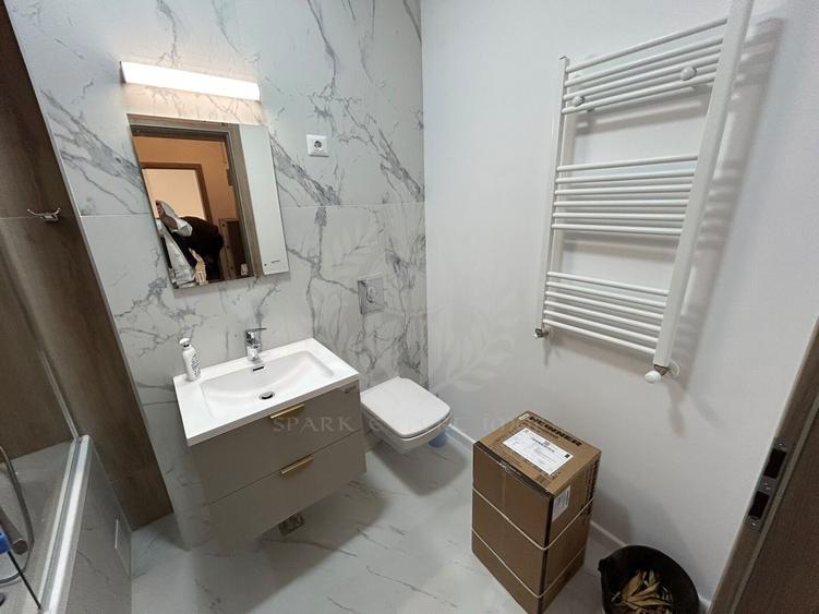 Apartament cu 2 camere decomandat, mobilat în Albert