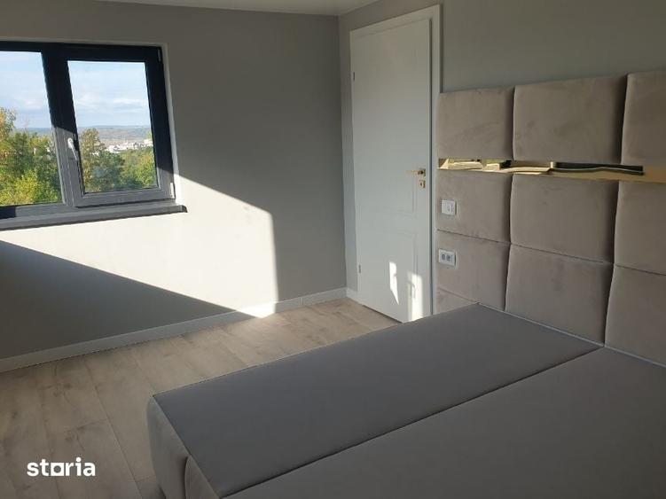 Apartament cu 3 camere în Păcurari