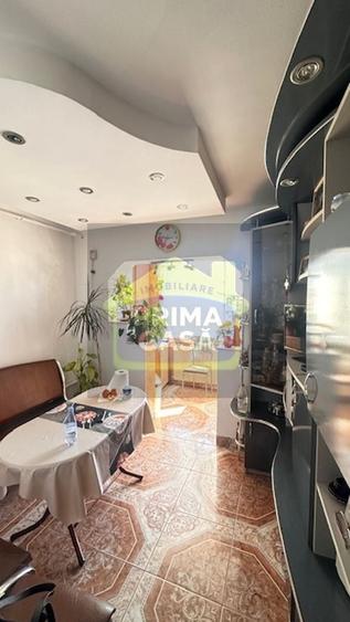 Apartament cu 3 camere decomandat, mobilat în Bogdan Vodă