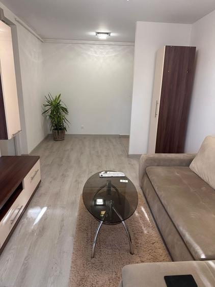 Apartament cu 2 camere decomandat în Theodor Pallady