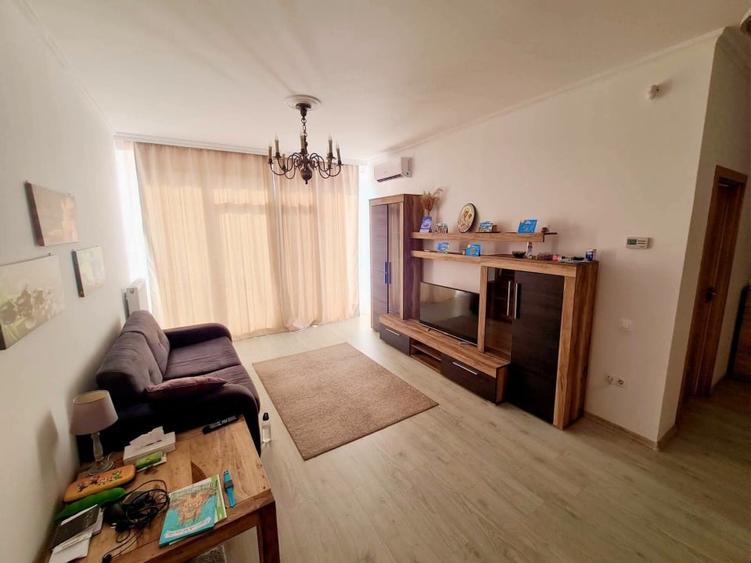 Apartament cu 2 camere semidecomandat în Iosia