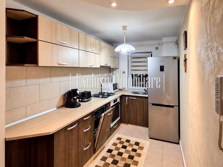 Apartament cu 3 camere semidecomandat, mobilat în Tomis Nord