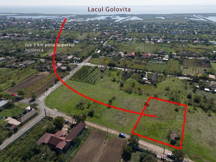 Teren de 2100 mp, în Jurilovca