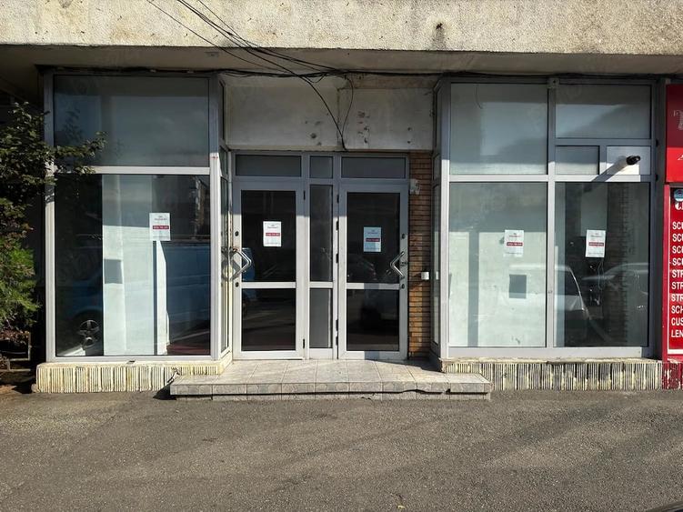 Spațiu comercial, de 44 mp, în Central