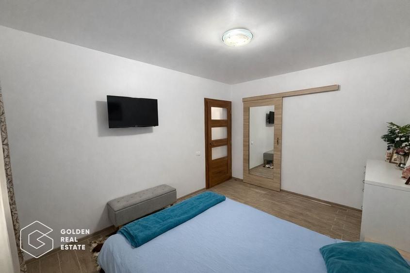 Casă cu 4 camere cu Teren 1055 Mp în Mândruloc