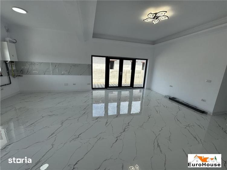Casă cu 4 camere cu Teren 424 Mp în Central