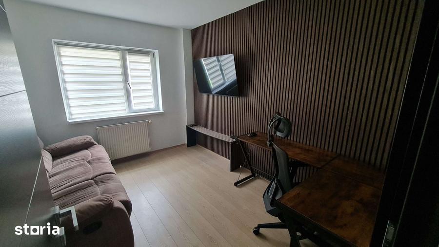 Apartament cu 3 camere decomandat în Griviței