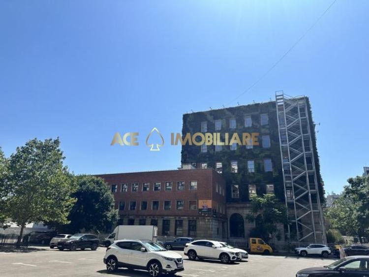 Apartament cu 2 camere decomandat, mobilat în Unirii