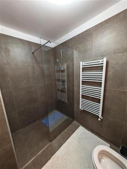 Apartament cu 3 camere decomandat, mobilat în Astra