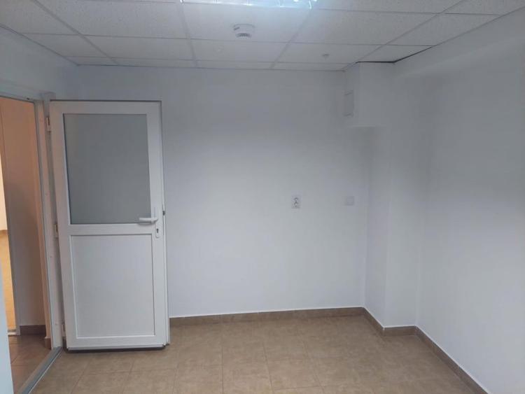 Spațiu comercial, de 84 mp, în Sărari