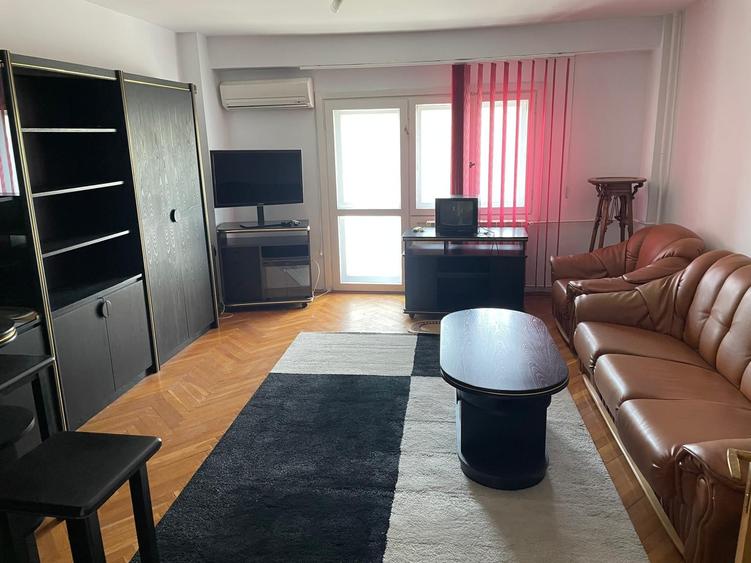 3 camere 2/4, la intersectia Mosilor u Traian, Eminescu, Dacia - 1