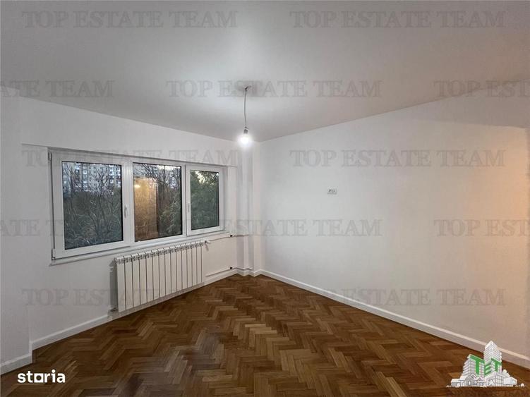 Apartament cu 3 camere decomandat în Lujerului — fotografia 1