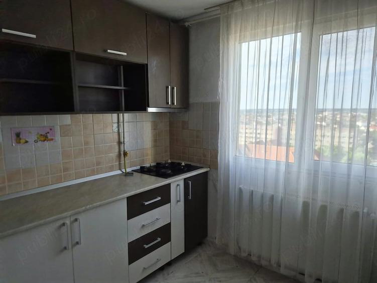 Apartament cu 3 camere decomandat, mobilat în Fortuna
