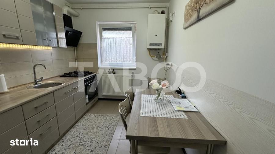 Apartament cu 3 camere decomandat în Șelimbăr