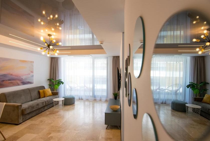 Apartament cu 2 camere decomandat, mobilat în Central