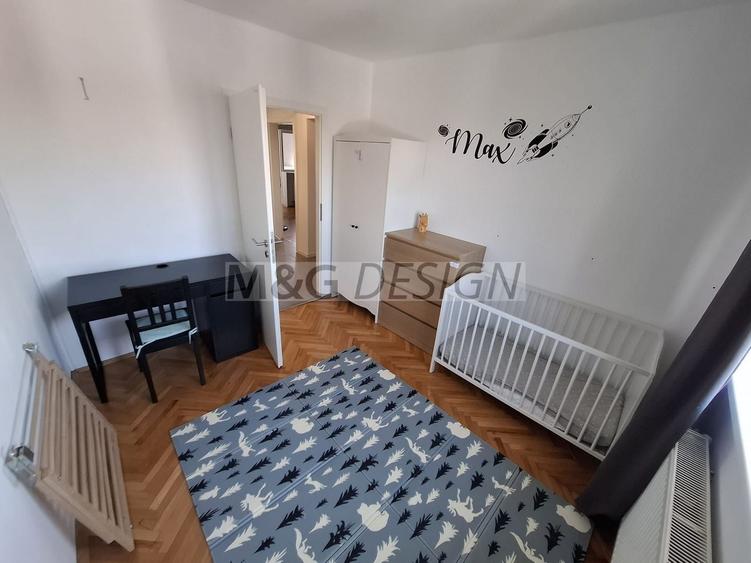 Apartament cu 3 camere decomandat, mobilat în Dâmbovița