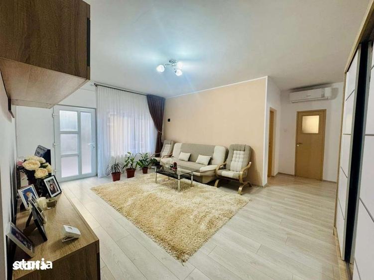Casă decomandat cu Teren 300 Mp în Nord