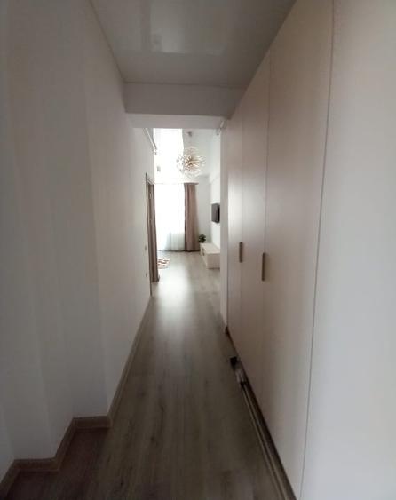 Apartament cu 2 camere semidecomandat, mobilat în Tomis Nord