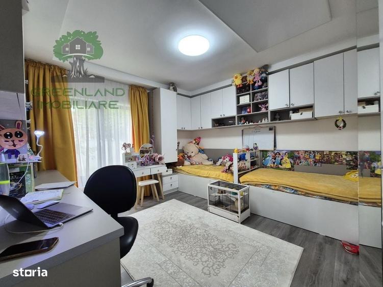 Casă cu 4 camere în Dorobanț