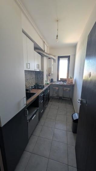 Apartament cu 2 camere decomandat, mobilat în Berceni