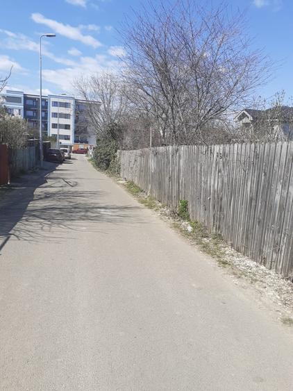 Teren Construcții intravilan de 600 mp, în Kamsas