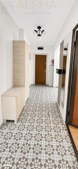 Apartament cu 3 camere în Decebal