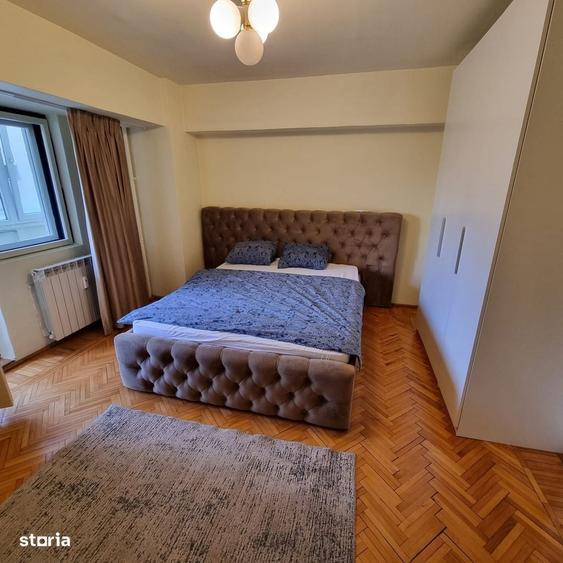 Unirii Bulevard colt cu Nerva Traian, ap. 2 camere pregatit pt mutare - 6