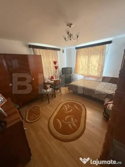 Casă cu 7 camere cu Teren 1352 Mp în Burdujeni