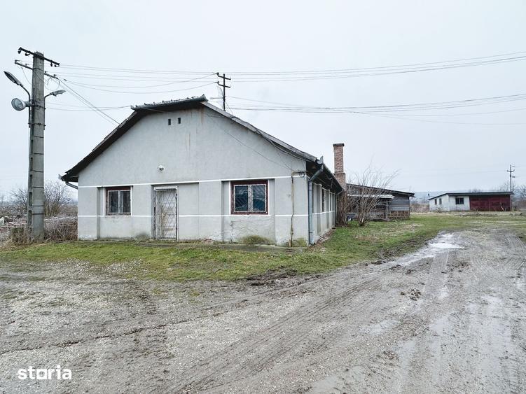 Spațiu comercial, de 350 mp, în Central
