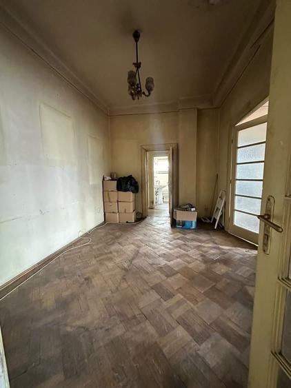 Apartament cu 3 camere decomandat în Armeneasca