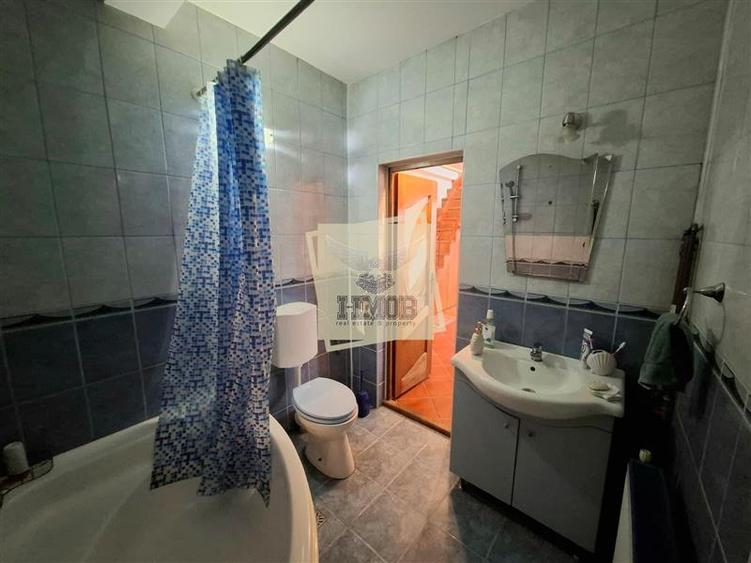 Apartament cu 2 camere semidecomandat, mobilat în Cedonia