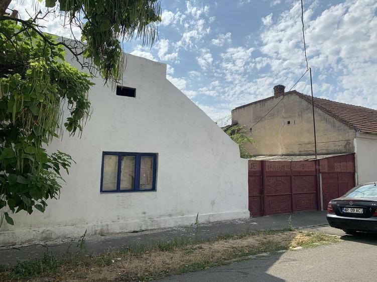 Spațiu comercial, în Pârneava