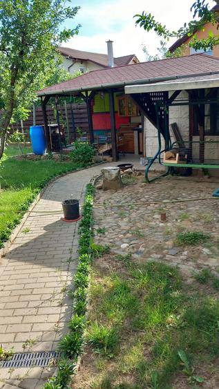 Casă cu 4 camere cu Teren 500 Mp în Paleu
