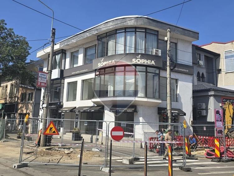 Spațiu comercial, de 230 mp, în Gara de Nord
