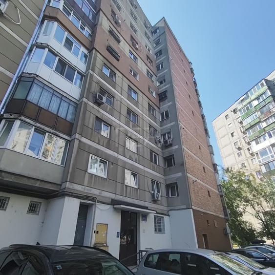 Apartament cu 3 camere decomandat, mobilat în Drumul Taberei