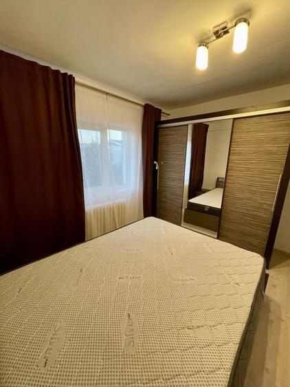 Apartament cu 2 camere decomandat în Gară