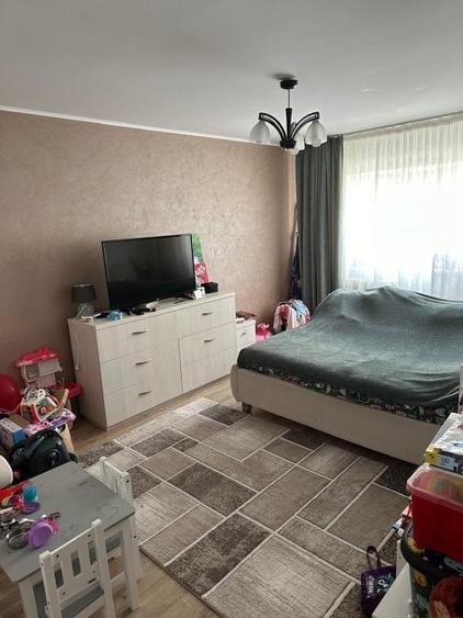 Apartament cu 2 camere decomandat, mobilat în Alexandru cel Bun