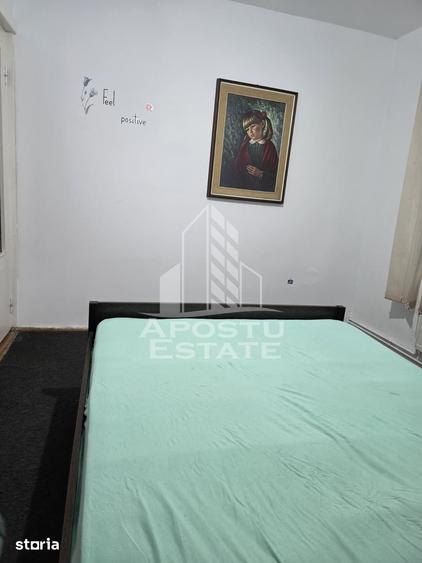 Apartament cu 4 camere în Dâmbovița